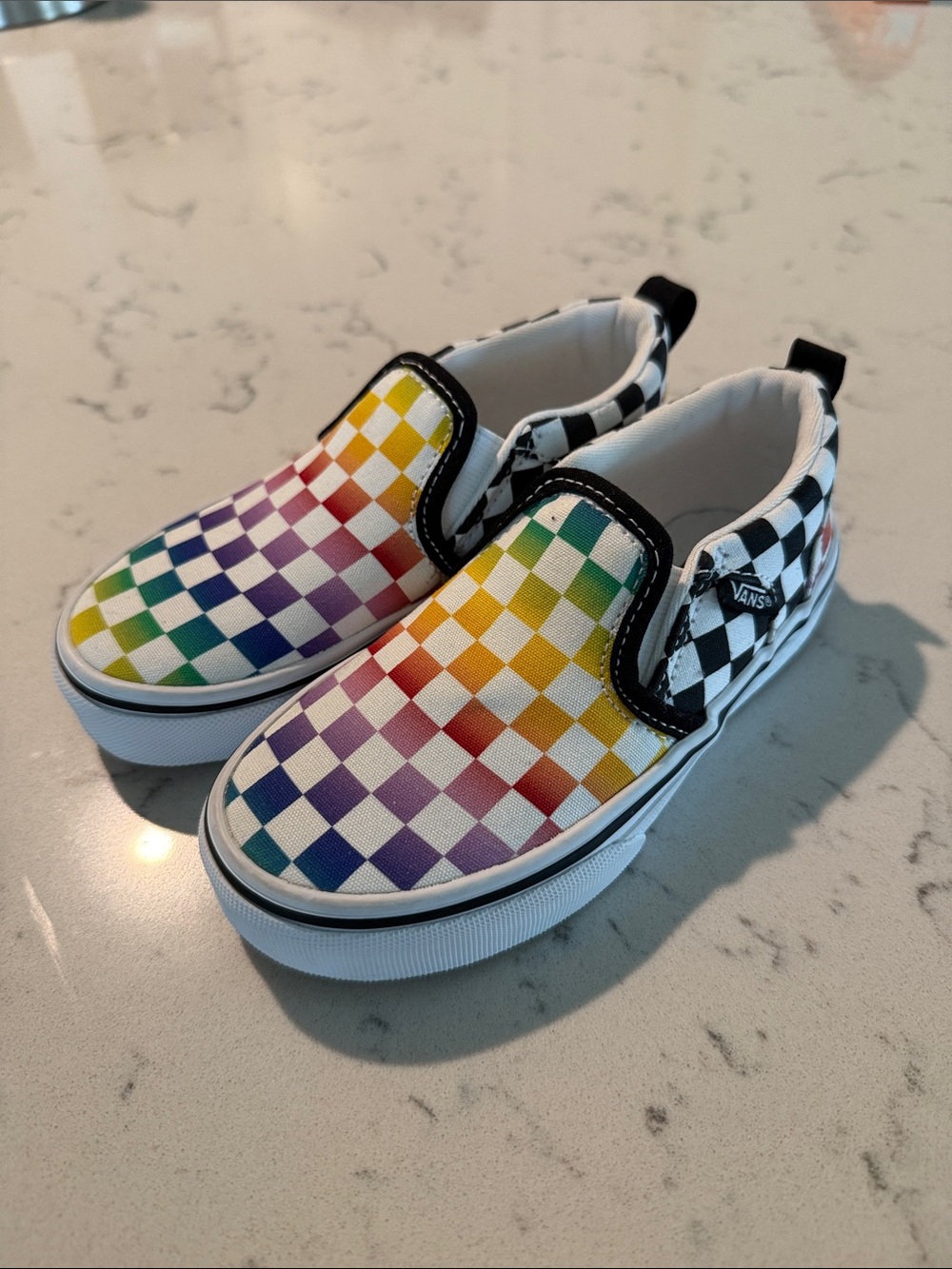 Vans Kids Asher Rainbow Check Slip-On Sneaker Kids' size 11 NWOT